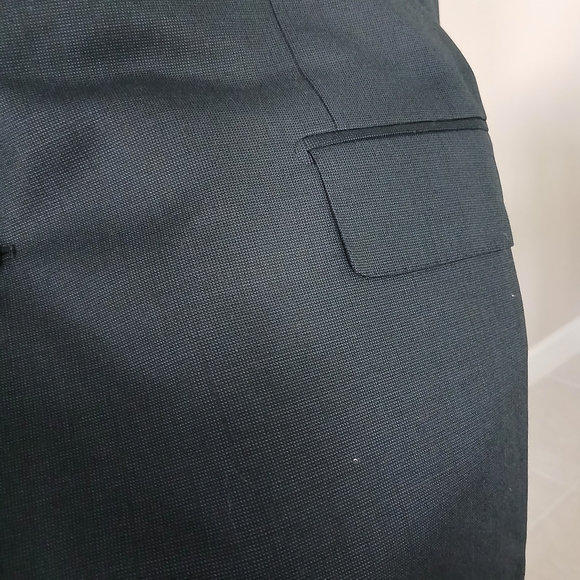 Classic Navy Men's Blazer - Picture 7 of 8